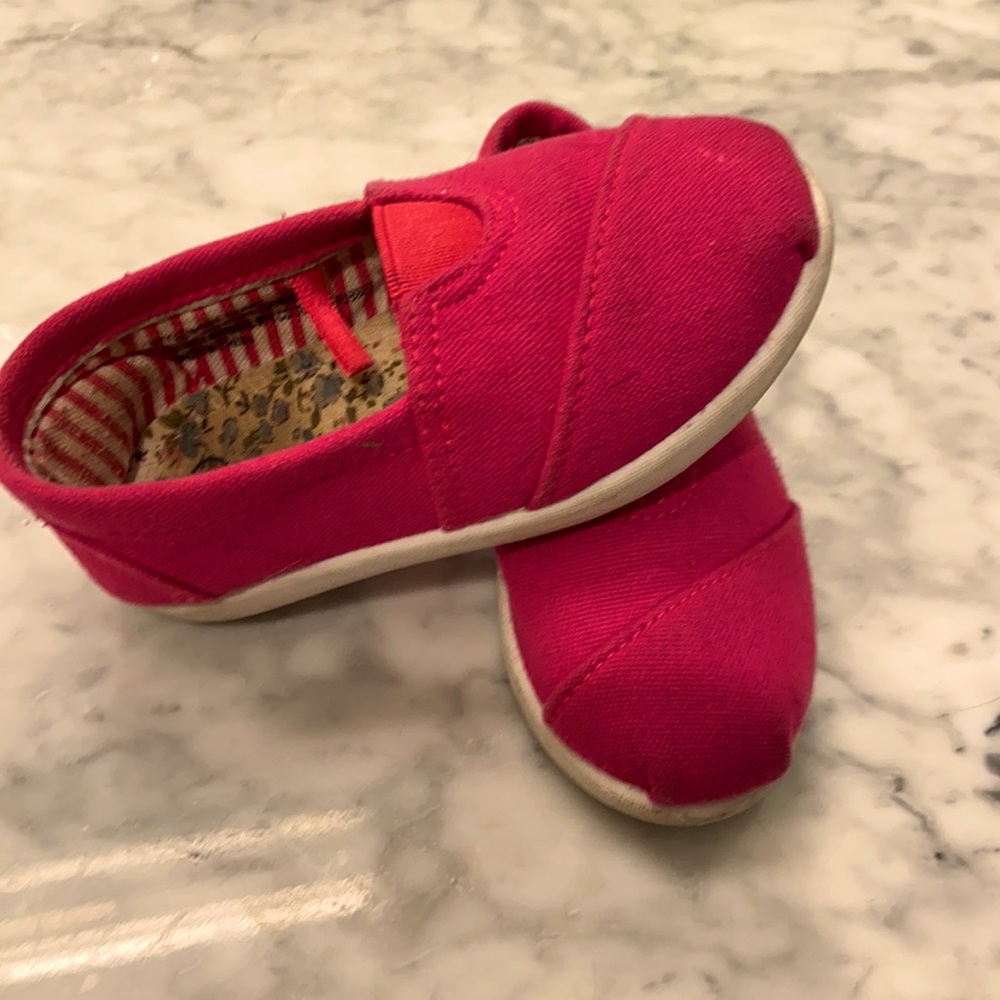 Casual slip on shoes GUC